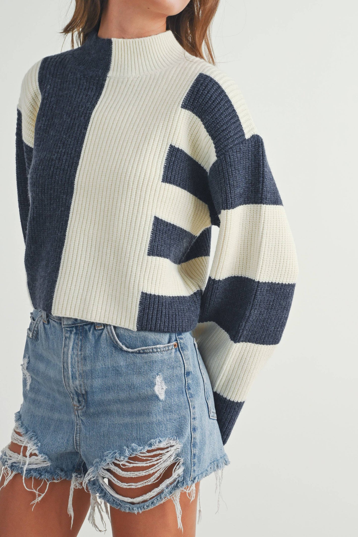 Color Block Mock Turtleneck Sweater - BMW7161: BLACK / OLIVE / S