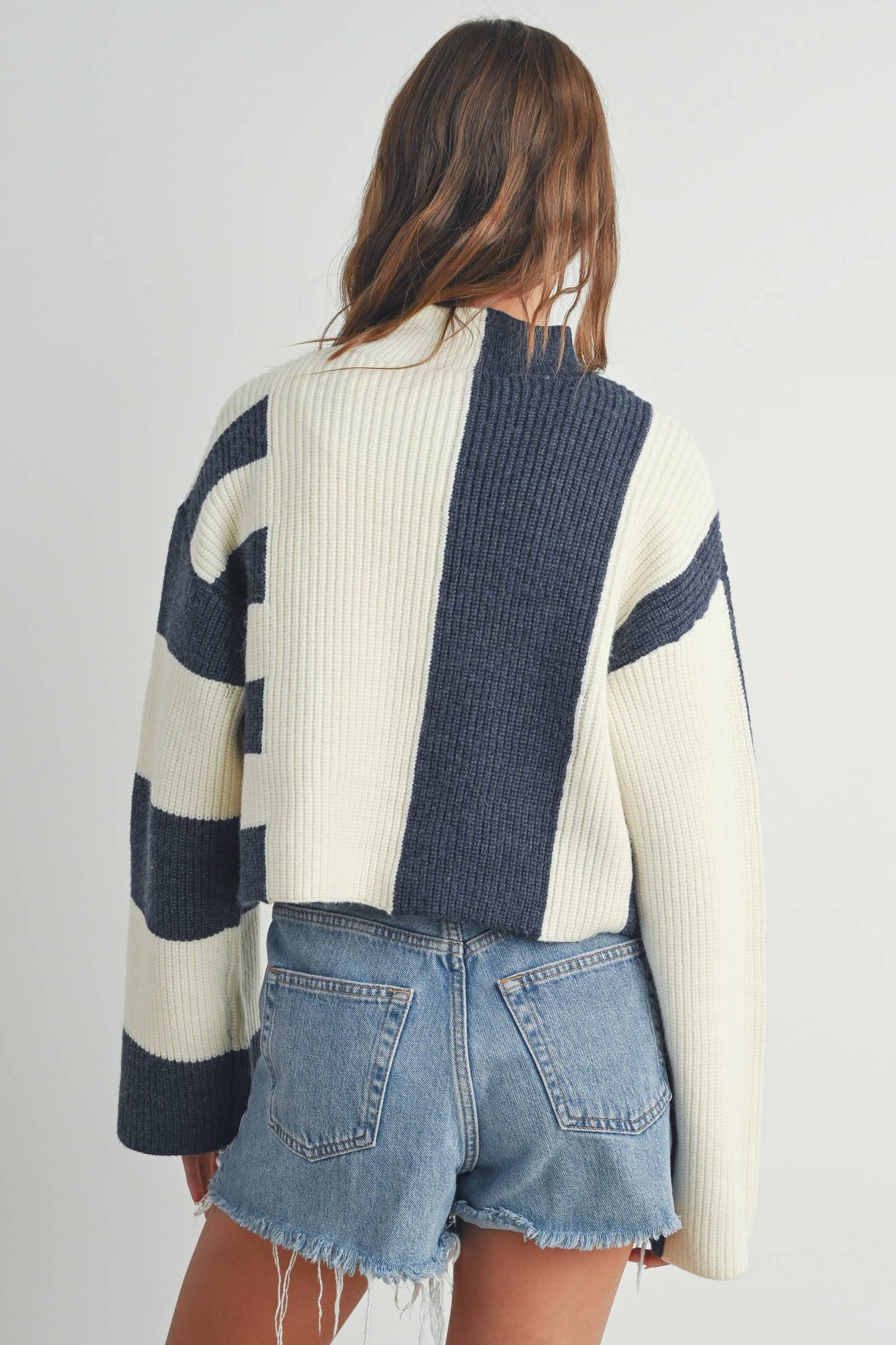 Color Block Mock Turtleneck Sweater - BMW7161: BLACK / OLIVE / S