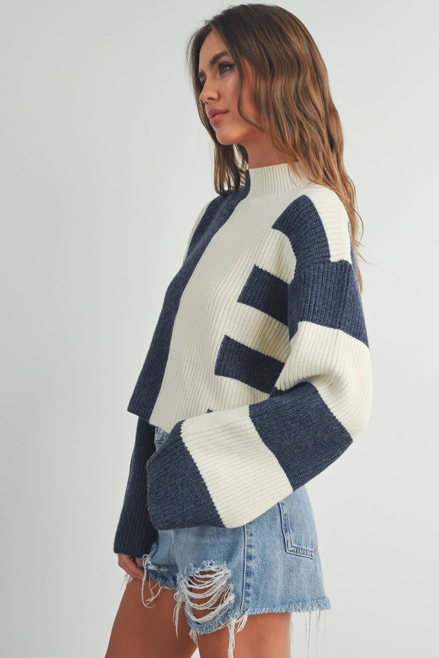 Color Block Mock Turtleneck Sweater - BMW7161: BLACK / OLIVE / S