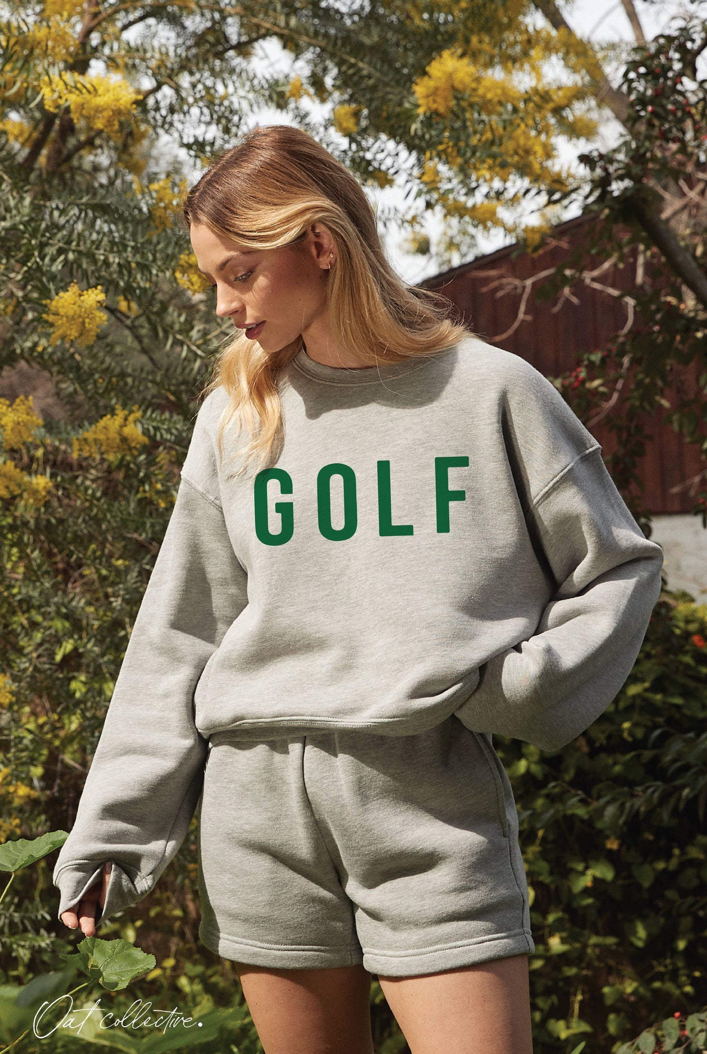 GOLF Mid length Cropped Graphic Fleece Pullover Relaxed Fit.: VINTAGE WHITE / S