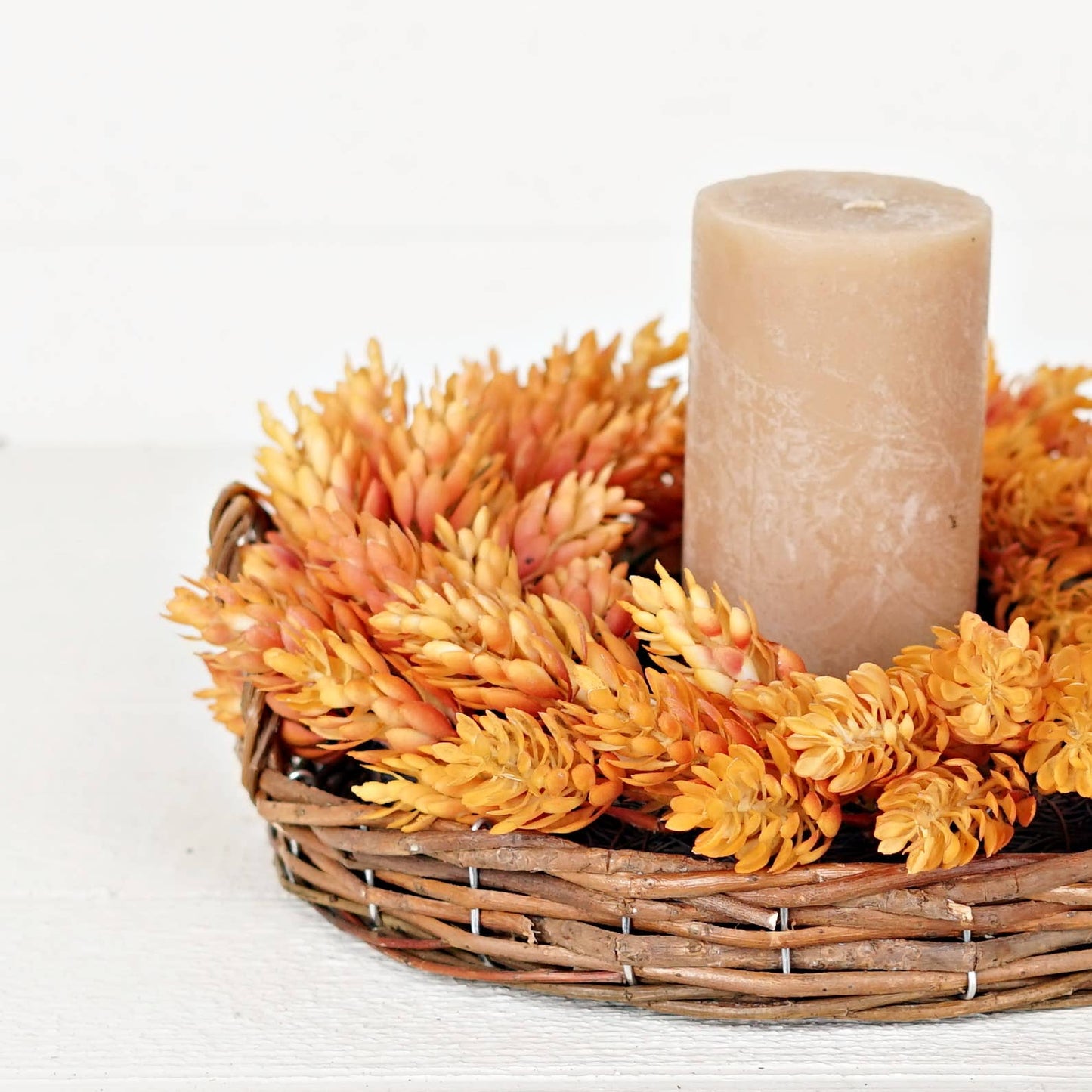 Flat Willow Basket with Ruffled Edge and Handles