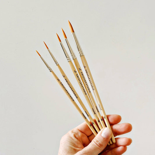 Watercolor Paintbrush Set – Five Wooden Brushes