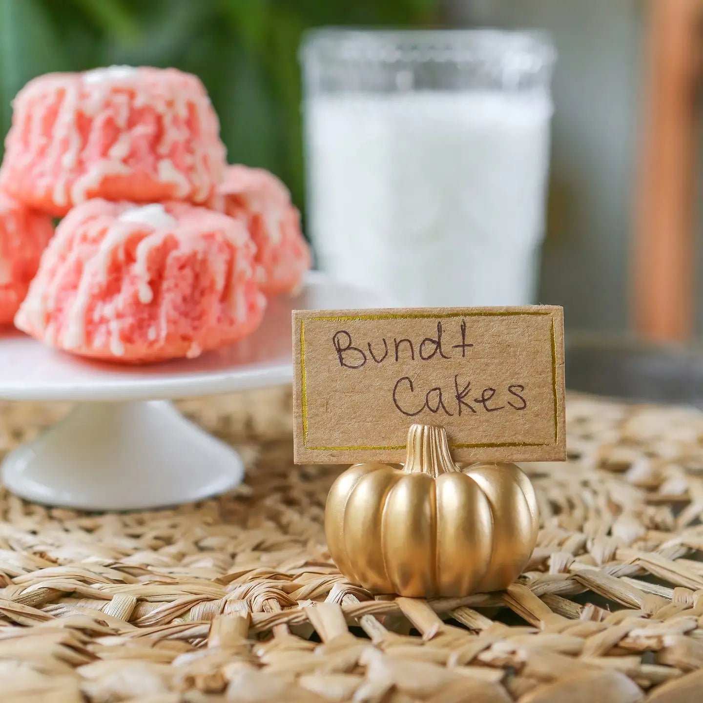 Harvest Gold Pumpkin Place Card Holder Set