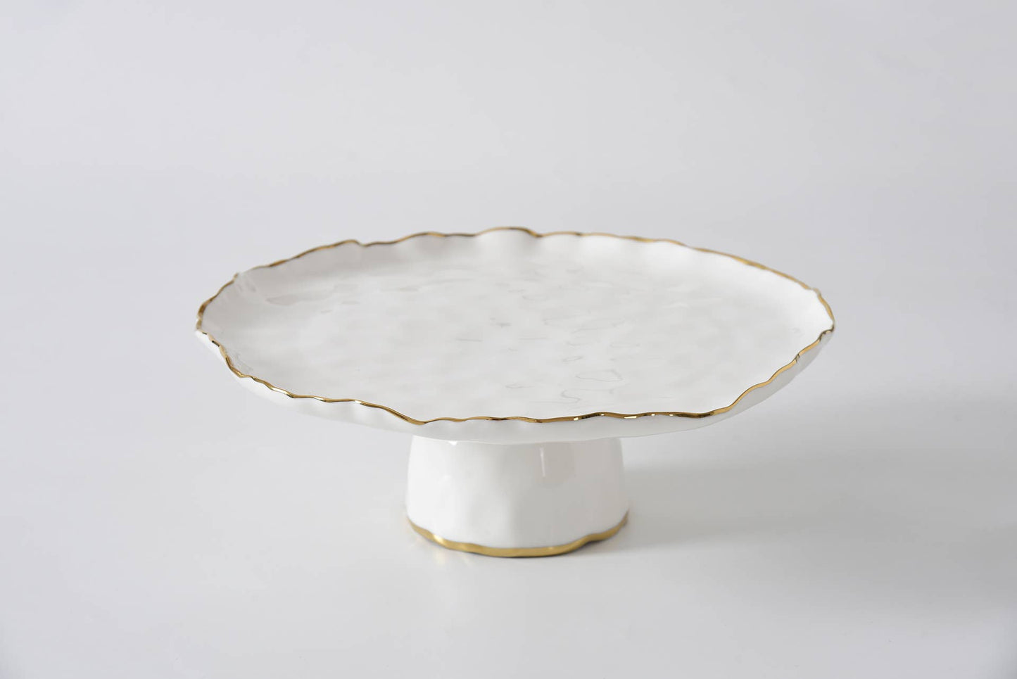 Round Cake Stand
