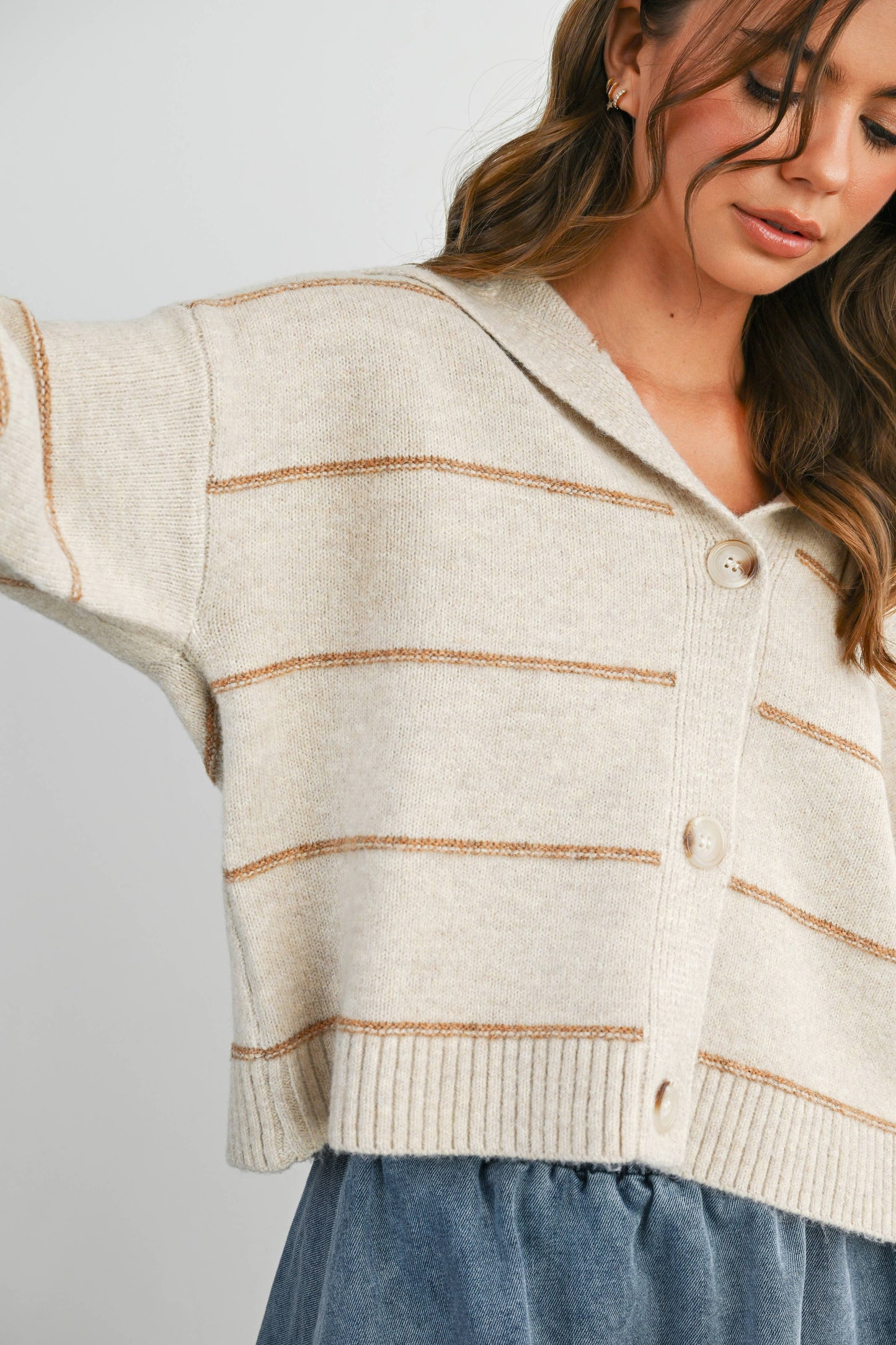 Button-Up Striped Collared Long Sleeve Top - BMC7883: TAUPE MULTI / M