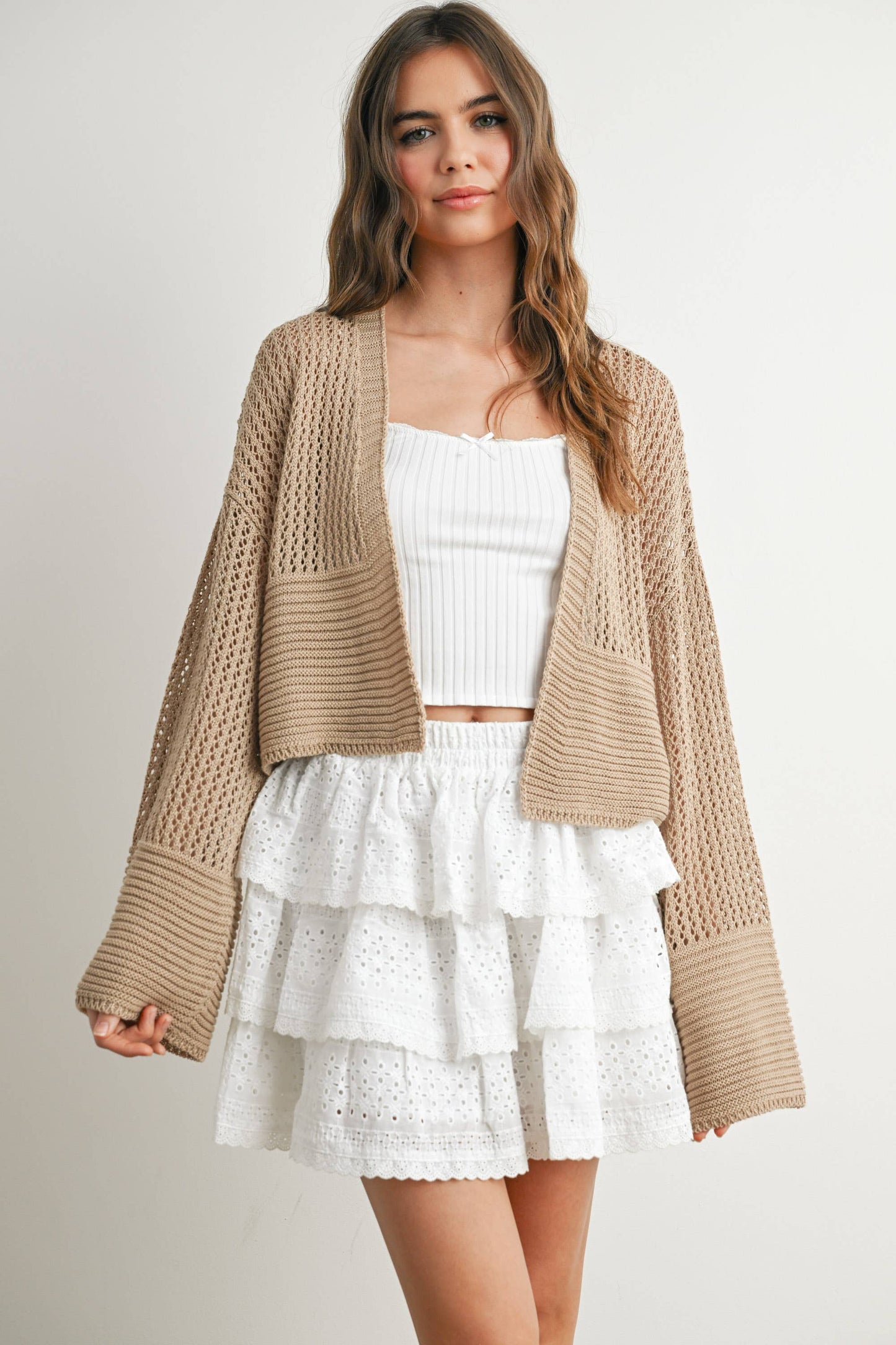 The Rowan Cardi – Textured Crop in Taupe
