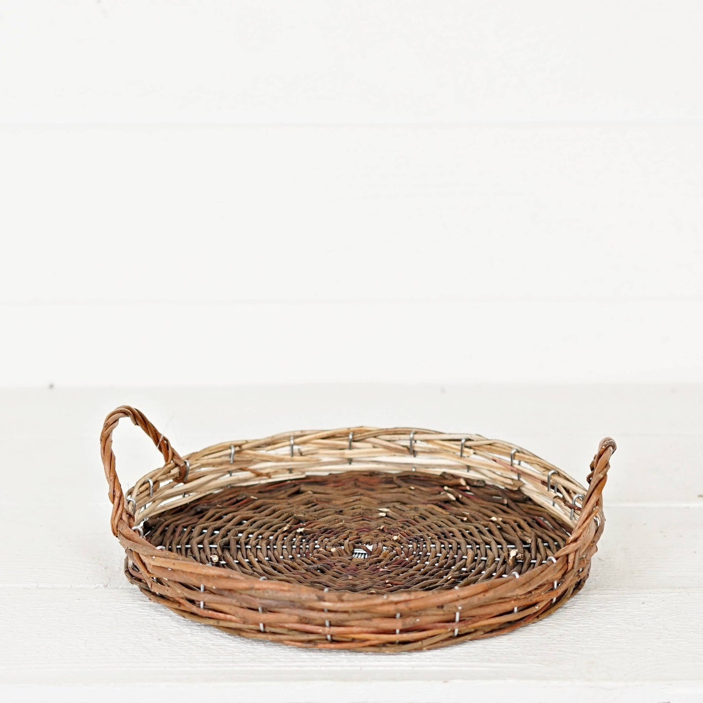 Flat Willow Basket with Ruffled Edge and Handles