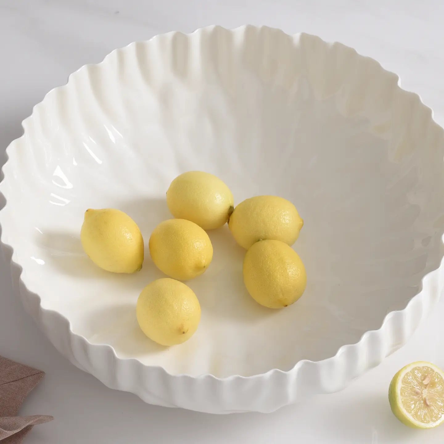 Extra Large Shallow Bowl in Mascali Bianca