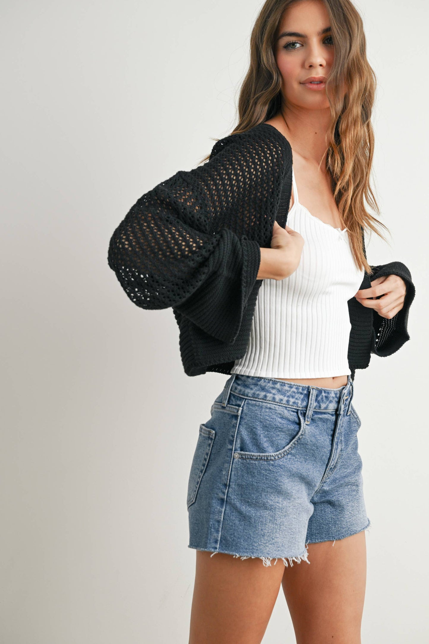 The Rowan Cardi – Textured Crop in Taupe