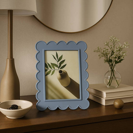Photo Frame - Blue Resin/Glass Scallop Edge, 4x6 in.