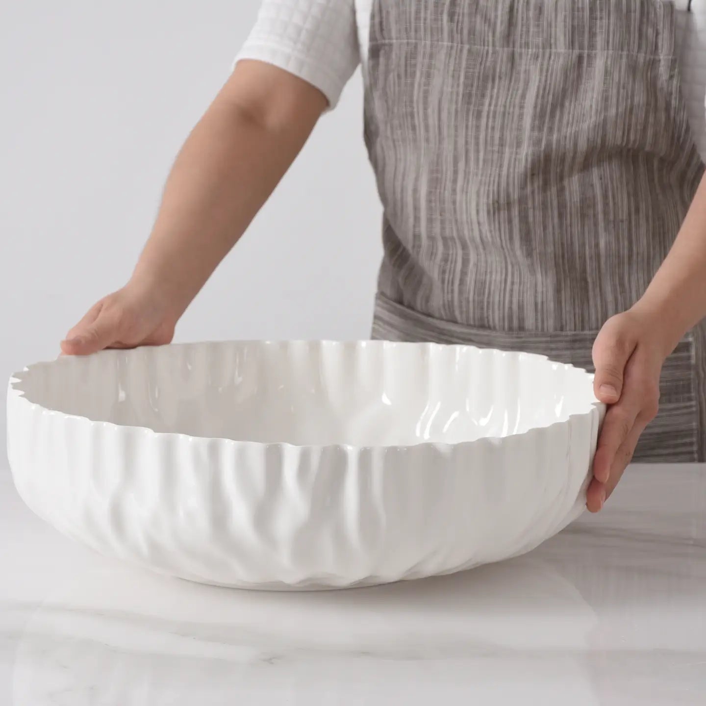 Extra Large Shallow Bowl in Mascali Bianca