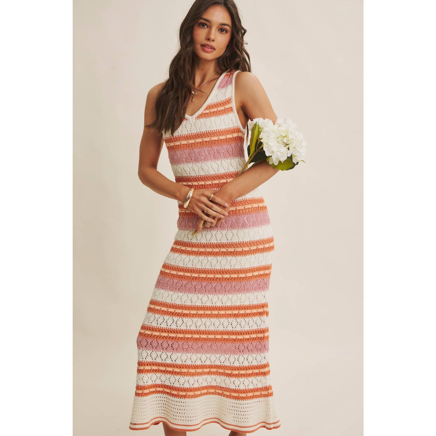 RETRO-INSPIRED MULTI-COLOR FORM FITTING CROCHET SWEATER MIDI
