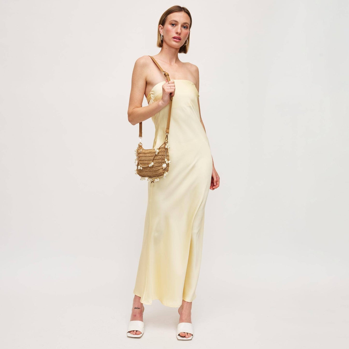 Seashell Straw Evening Bag